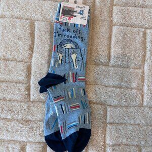 NWT Blue Q Women's Crew Reading Socks - Shoe Size 5-10